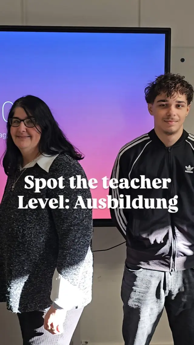 Wer unterrichtet unsere Ausbildungsklasse zur Pflegefachassistenz? 🤔
Tipp: Es ist nicht Kevin mit dem Weihnachtsmannkostüm

#trend #viral #pflegehumor #ausbildung #schule