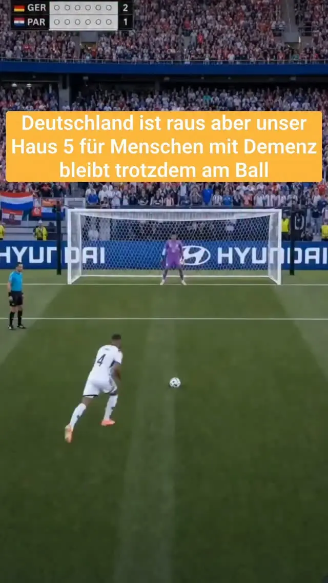 Unser Haus 5 mit dem Schwerpunkt Gerontopsychatrie hat auch ohne WM-Titel ganz viel Spaß am Fußball! ⚽️🫶

#demenz #seniorenbetreuung #altenpflege #wm2026 #elfmeter
